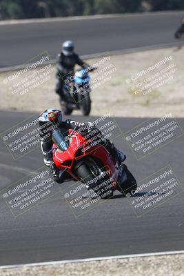 media/Sep-20-2025-TrackDaz (Sat) [[27f0cde673]]/B Group/1020am (Turn 3)/